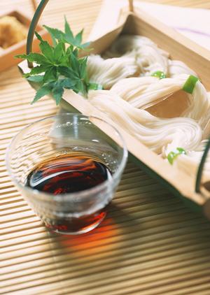 大阪のお好み焼き文化を代表する「ぼてぢゅう」グループの魅力と展望